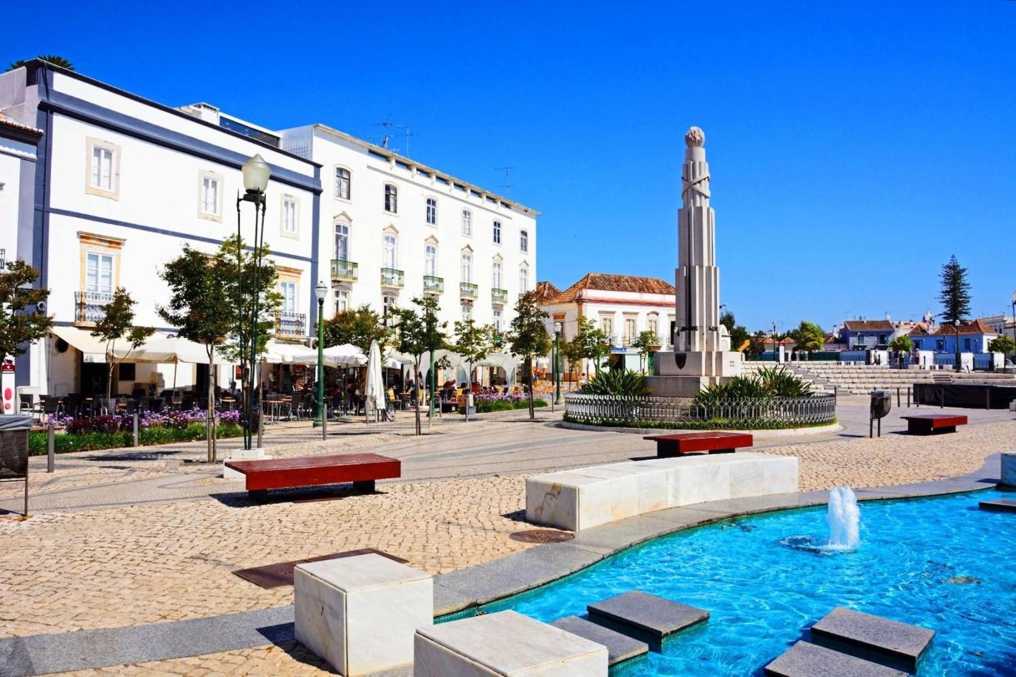 Villa Stylish Townhouse In Tavira Centre, Shared Pool Exterior foto